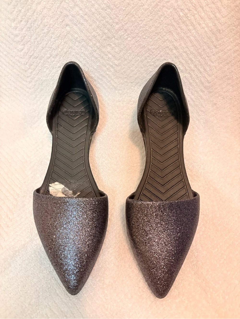 Native Shoes Women's Glitter Pointed Audrey Native Shoes Flats - Black